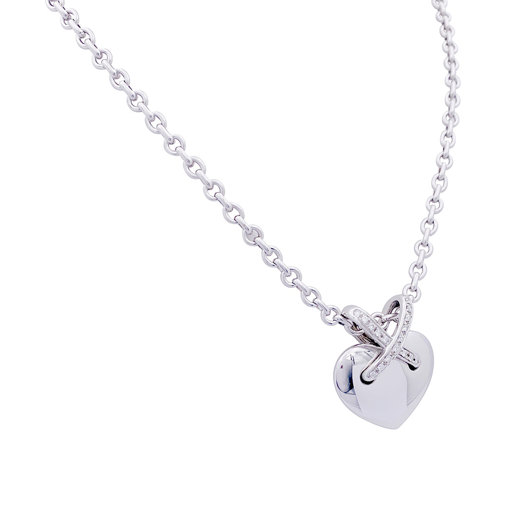 Chaumet necklace, "Coeur Liens", white gold and diamonds.