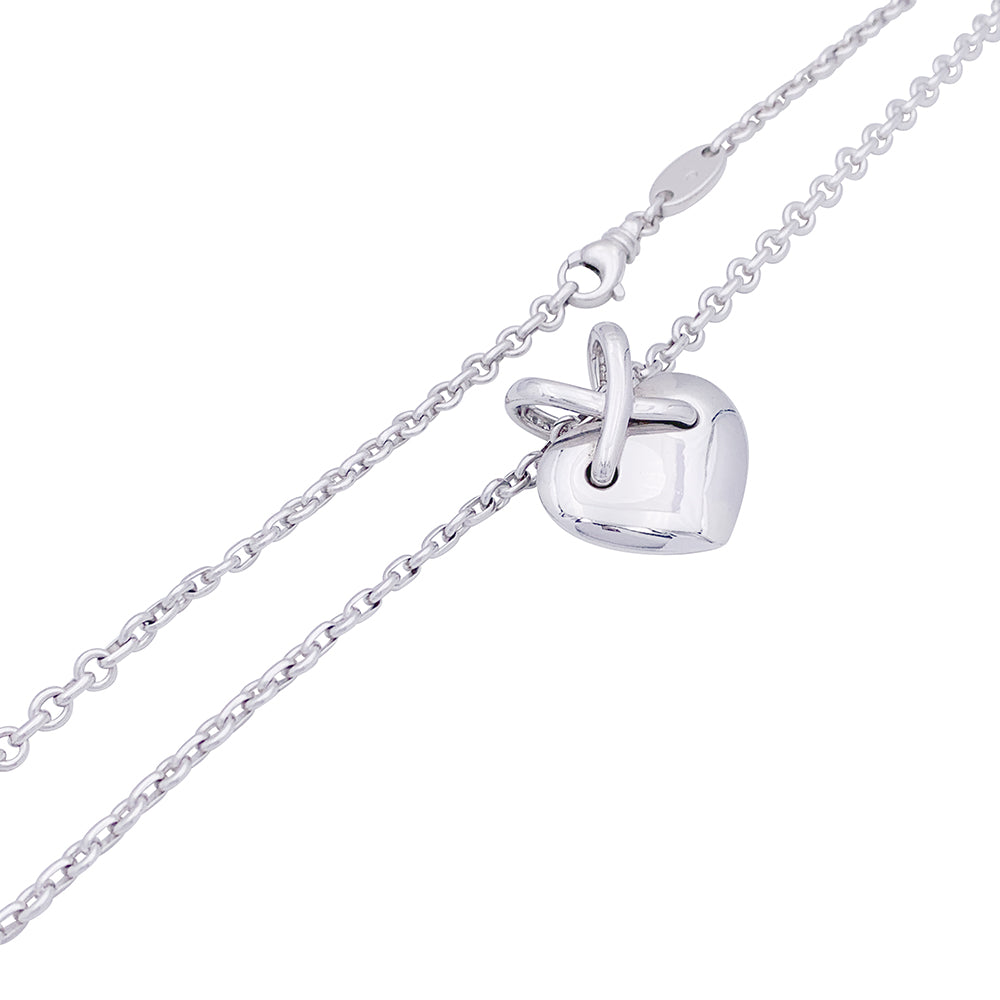 Chaumet necklace, "Coeur Liens", white gold and diamonds.
