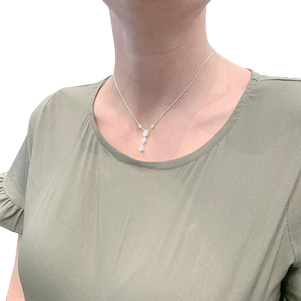 Chaumet "Joséphine, Ronde d'Aigrettes" necklace in white gold and diamonds.