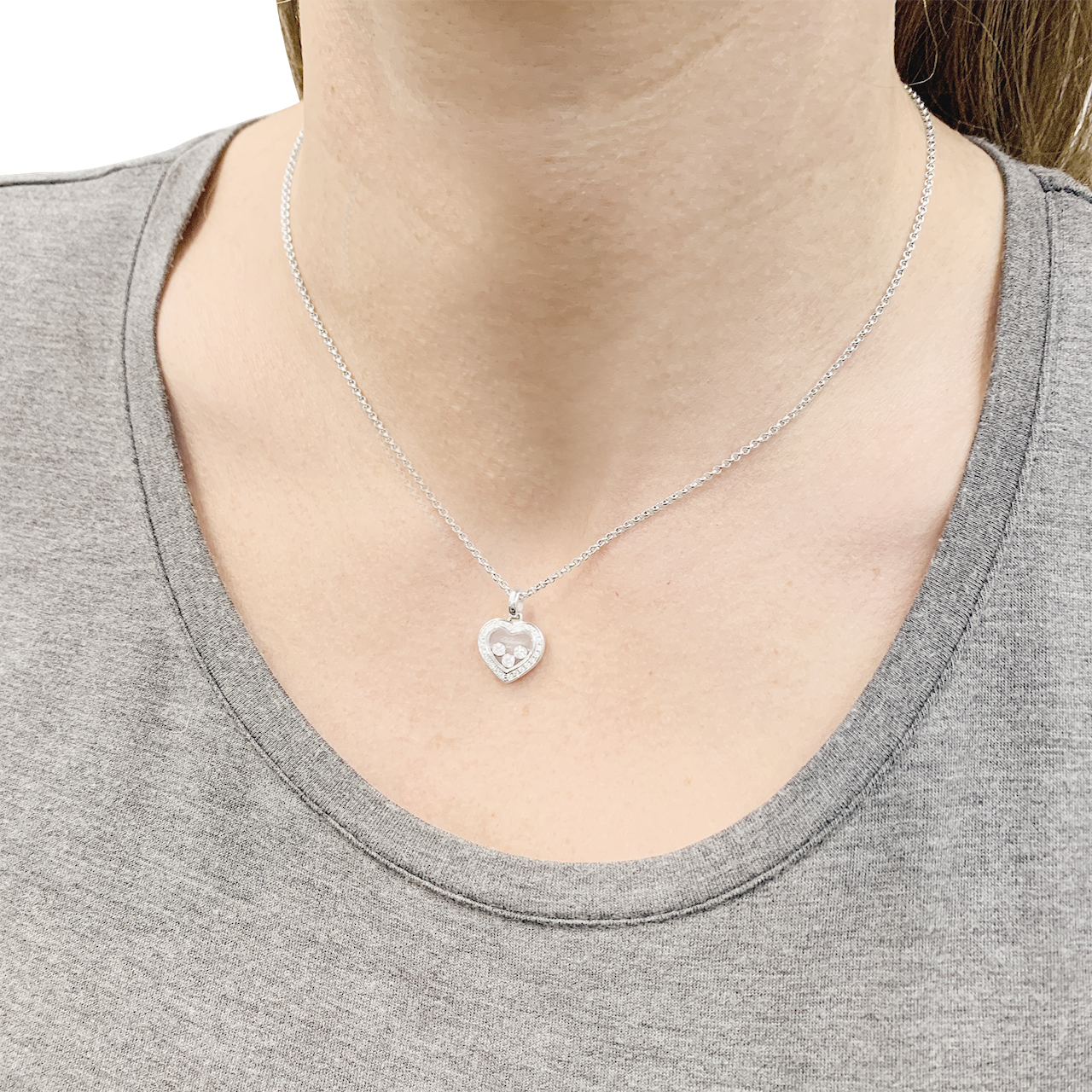 Chopard “Happy Diamonds Icons” necklace in white gold, diamonds.