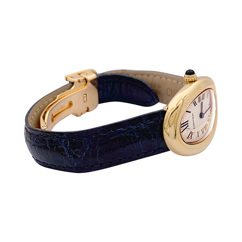 Cartier "Baignoire" watch in yellow gold.