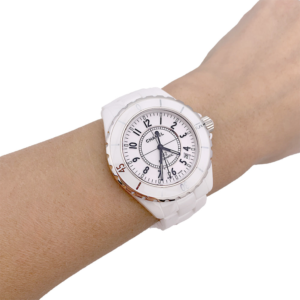 Chanel watch, "J12" white ceramic.