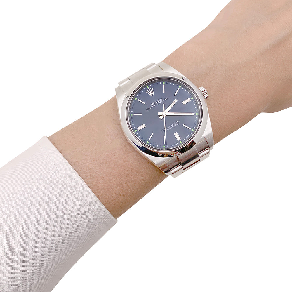 Rolex "Oyster Perpetual" steel watch.