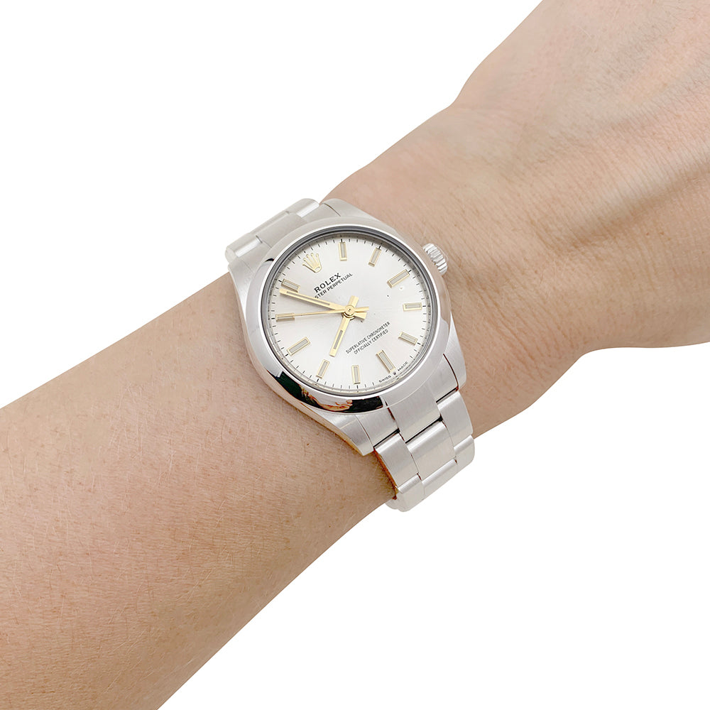 Rolex "Oyster Perpetual" steel watch.