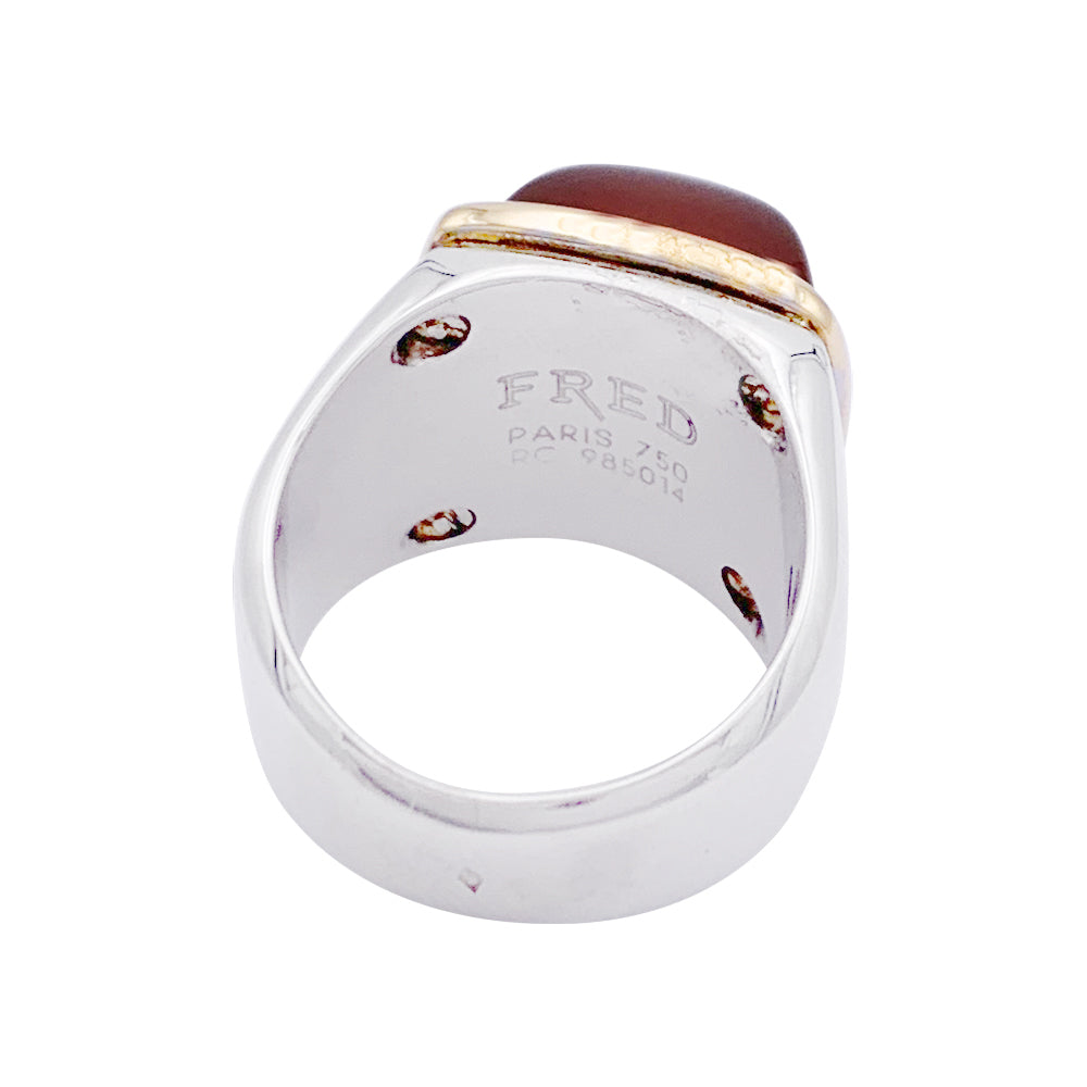 Fred ring, "Pain de Sucre", two golds, carnelian.
