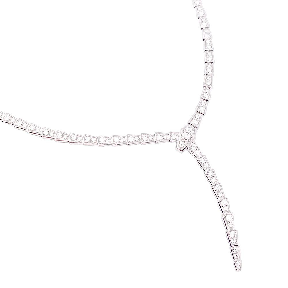 Bulgari "Serpenti Viper" necklace in white gold and diamonds.