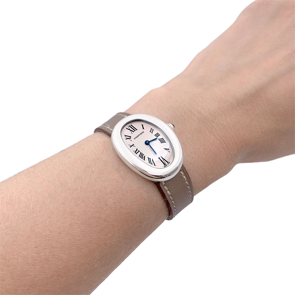 Cartier watch, "Baignoire", white gold, leather.