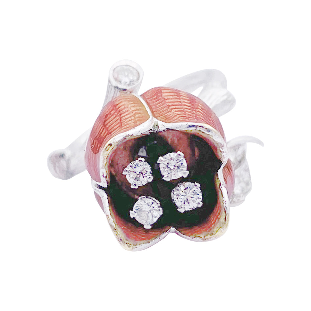Bague Boucheron, "Eglantine", or, platine, diamants, émail.