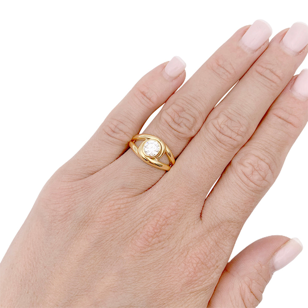 Bague Cartier, "Astragale", or jaune, diamant.