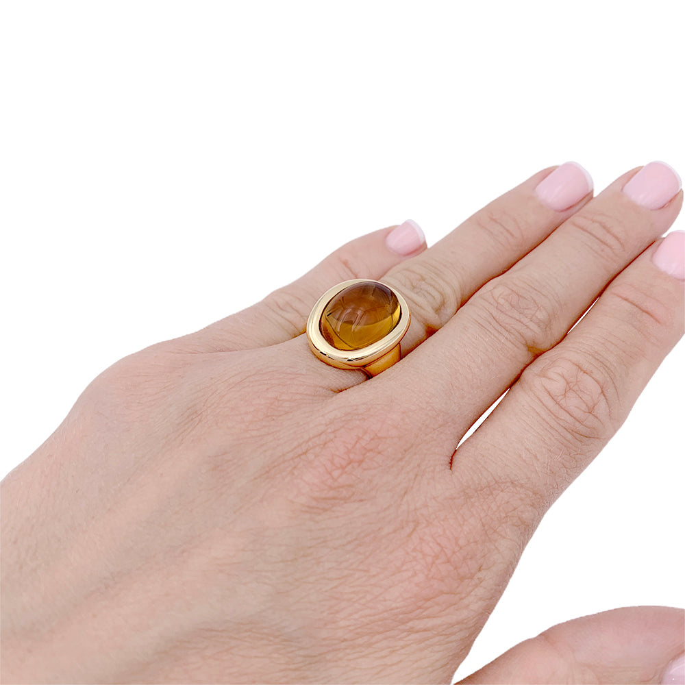 Bague Cartier, "Baignoire", or jaune, citrine.