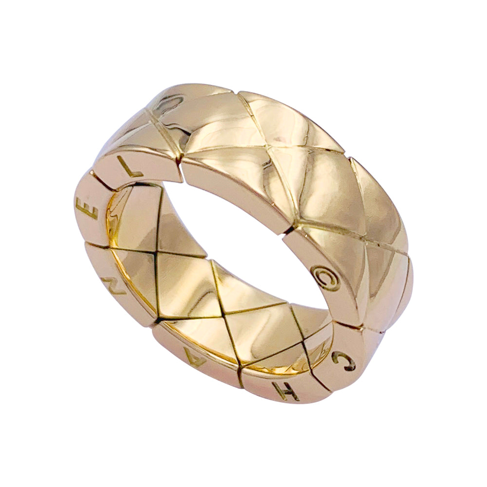 Chanel ring, "Matelassé", yellow gold.