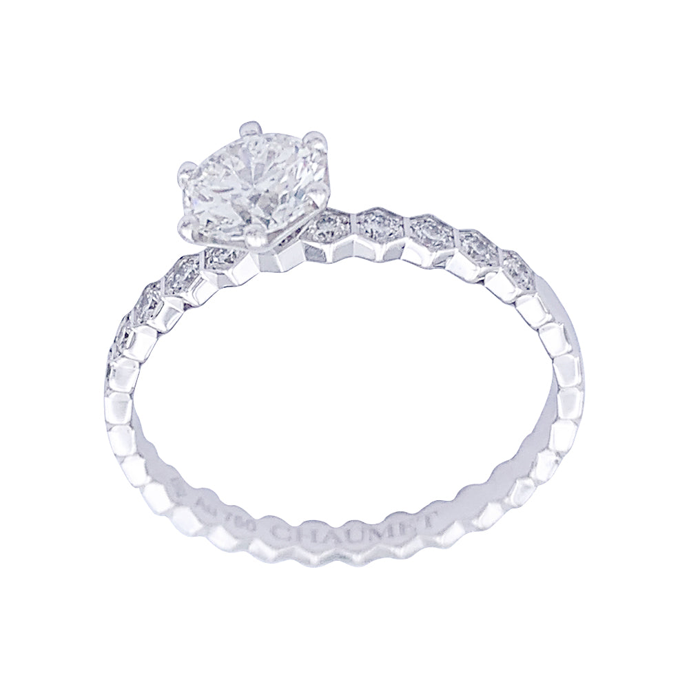 Chaumet ring, "Solitaire Bee my Love", white gold, diamonds.