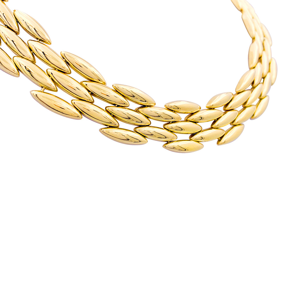 Cartier "Gentiane" necklace in yellow gold.