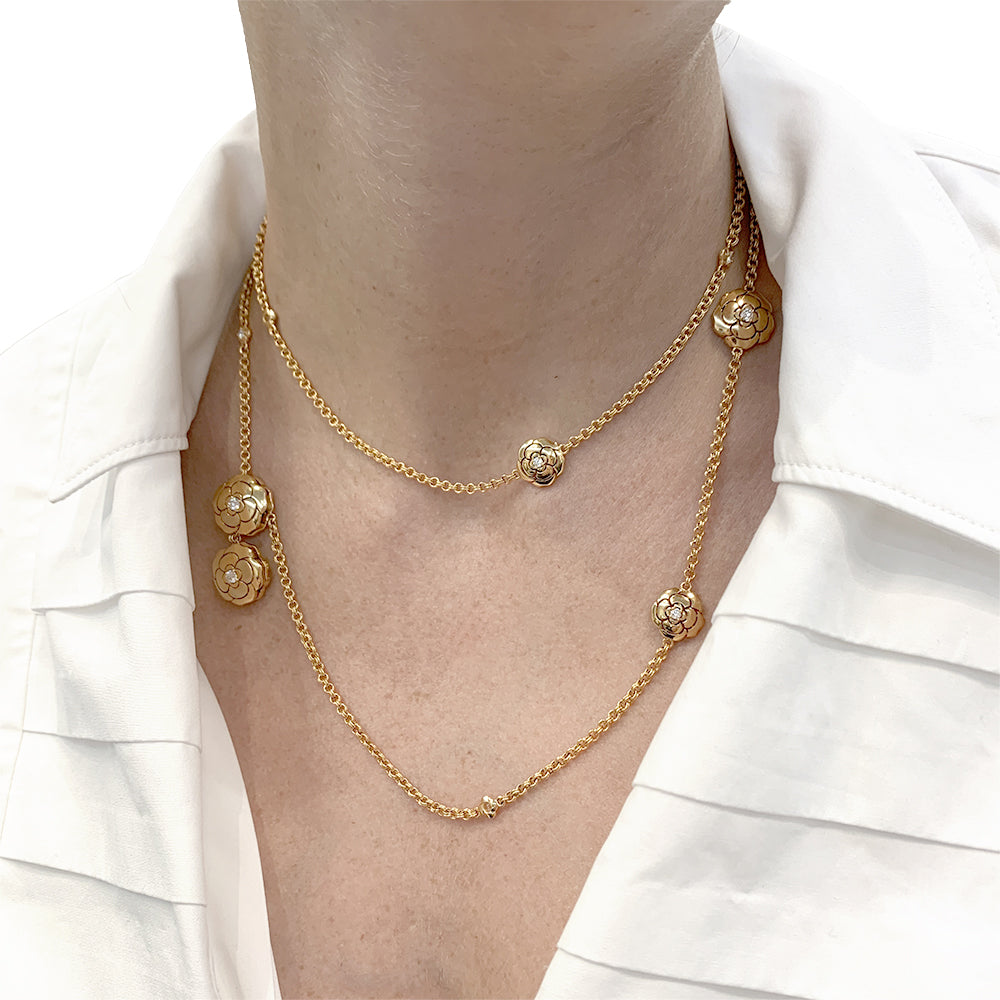 Chanel transformable necklace, “Les Infinis de Camélia”, in pink gold, diamonds.