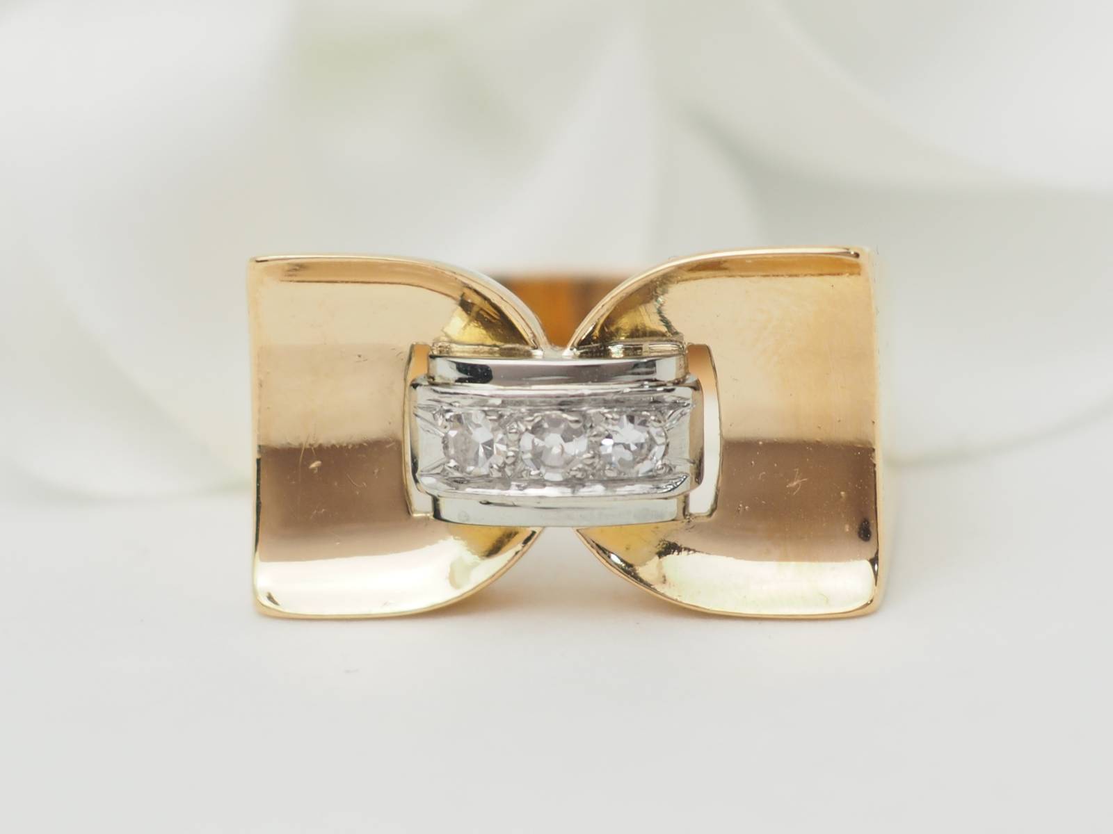 Bague Tank en or jaune et diamants