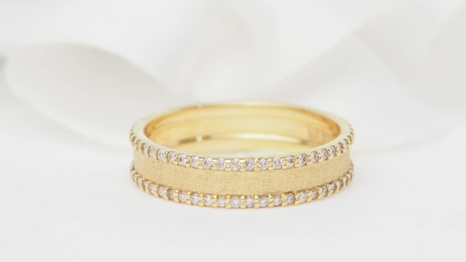 Bague Mauboussin "La vie Parisienne" or jaune et diamants