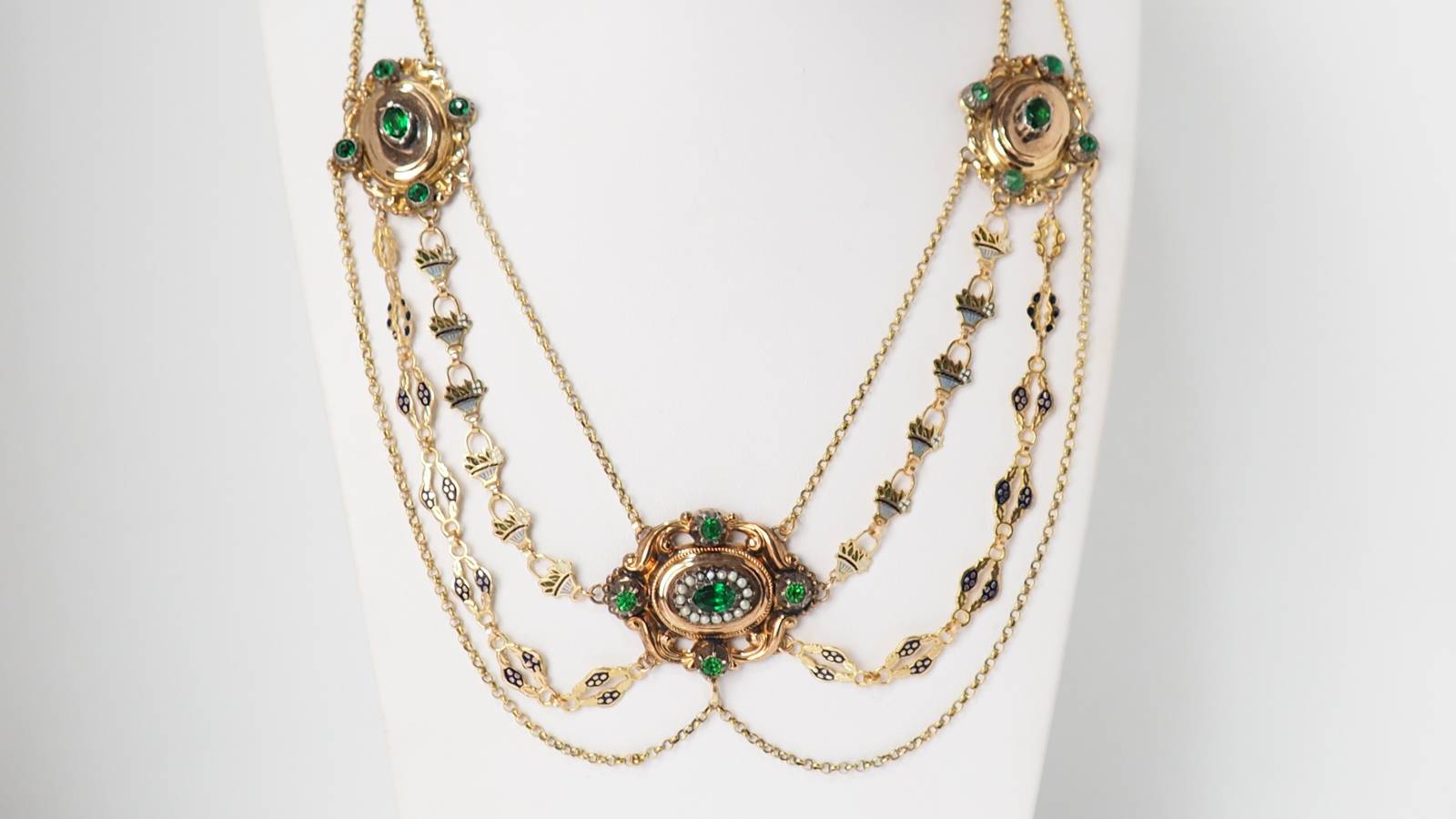 Collier esclave du XIXème siècle en or émaillé et perles fines