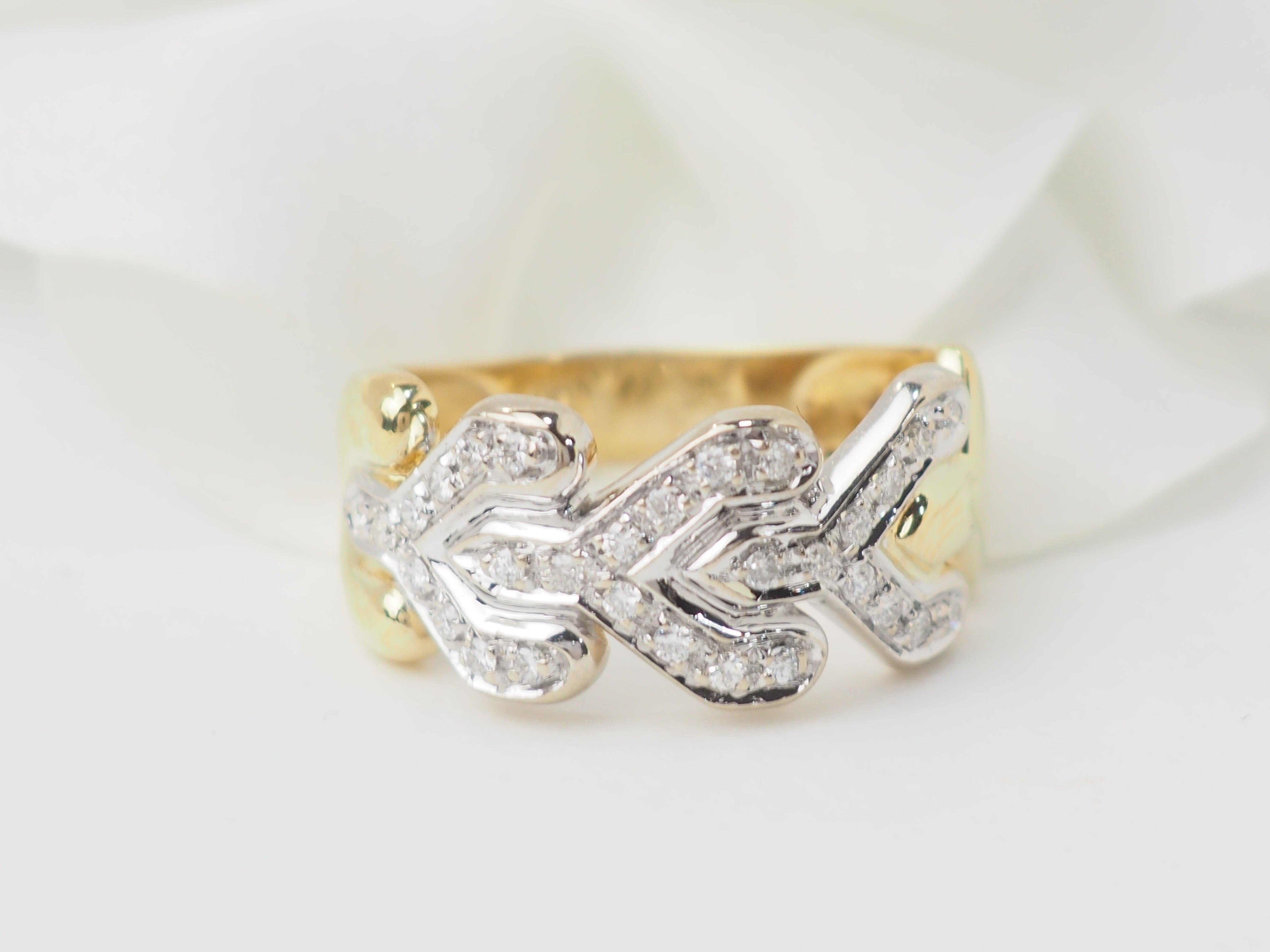 Bague vintage en or bicolore et diamants