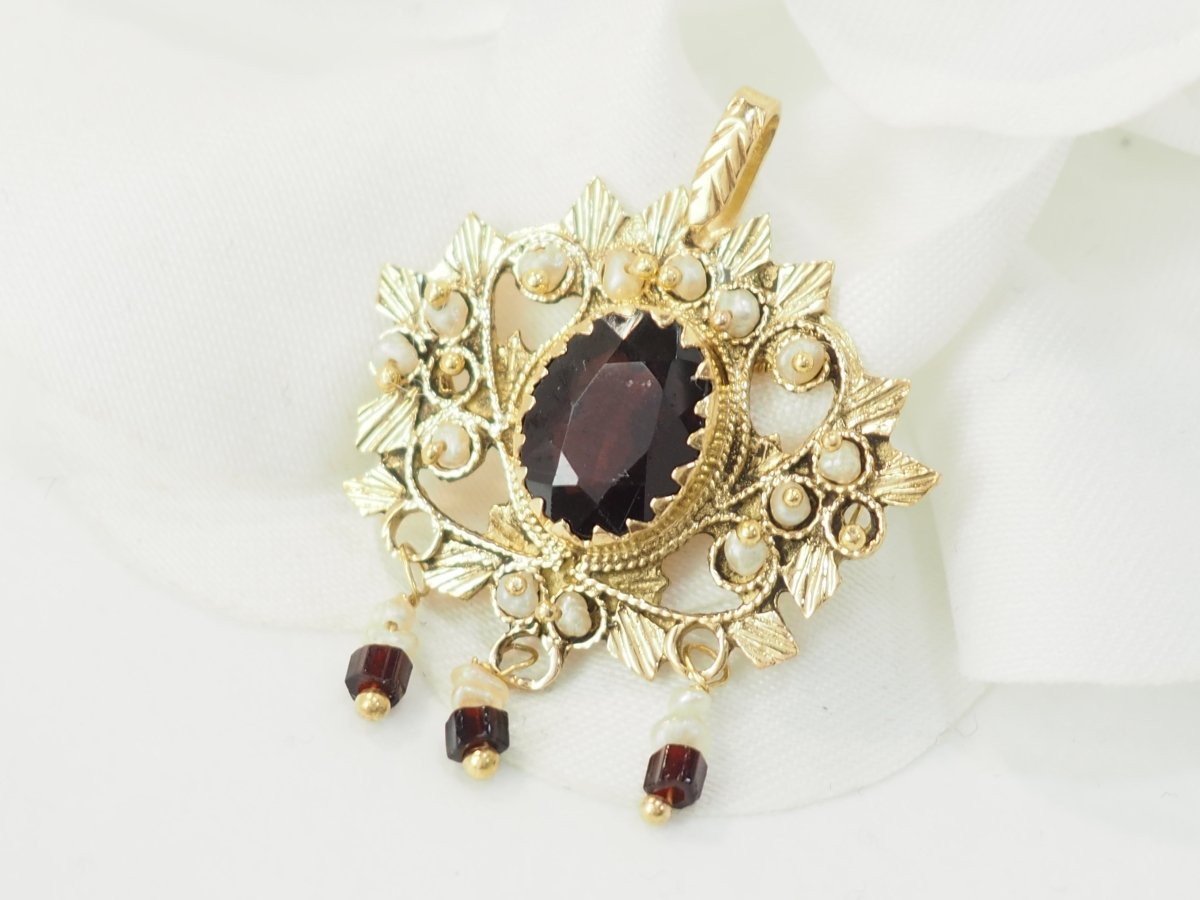 Pendentif en or jaune, grenat et perles fines - Maison Eloe