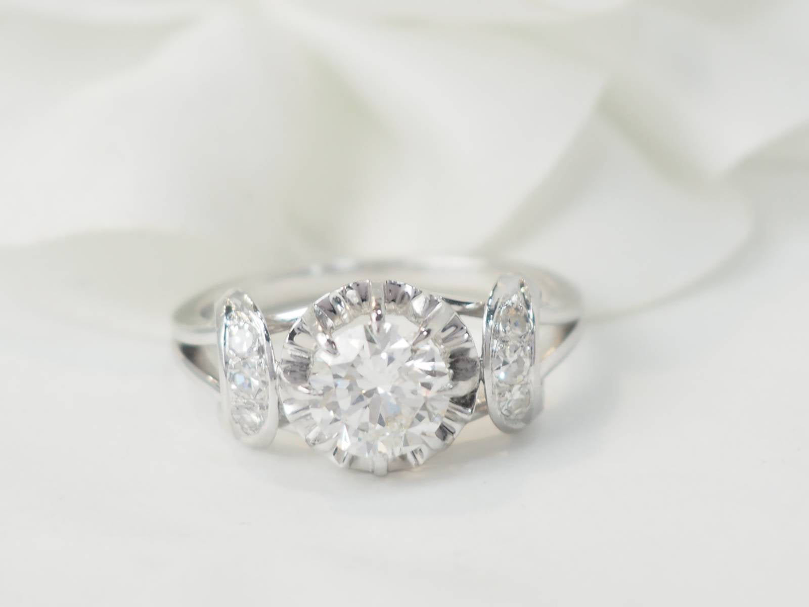 Bague solitaire en or blanc platine et diamant 1,20ct