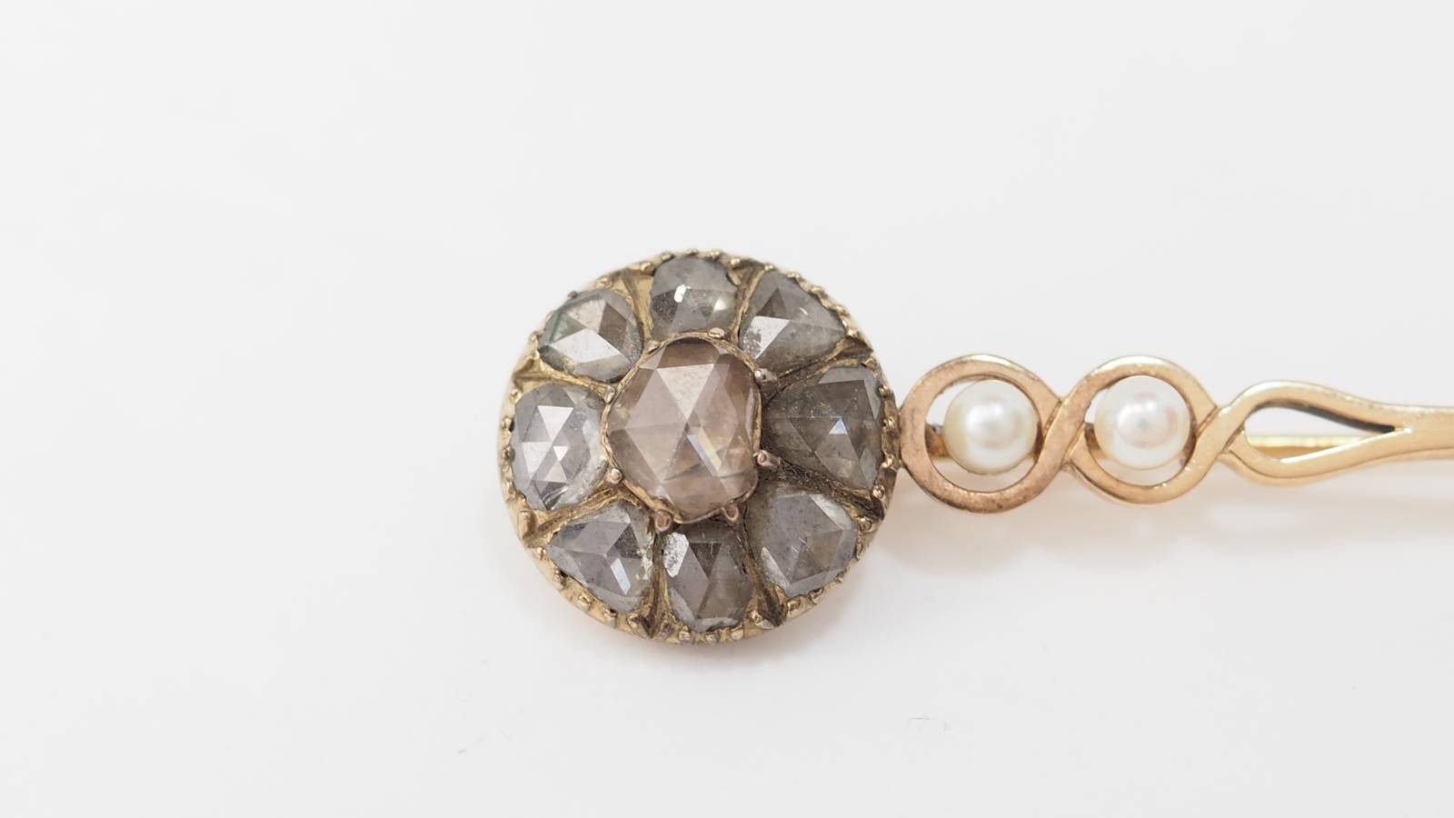 Broche barrette ancienne en or jaune, diamants et perle de culture