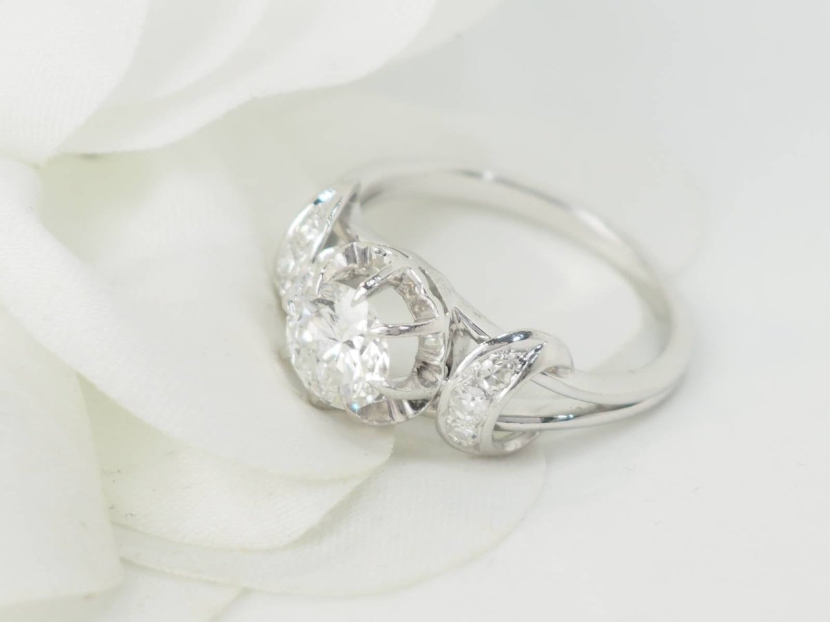 Bague solitaire en or blanc platine et diamant 1,20ct - Maison Eloe