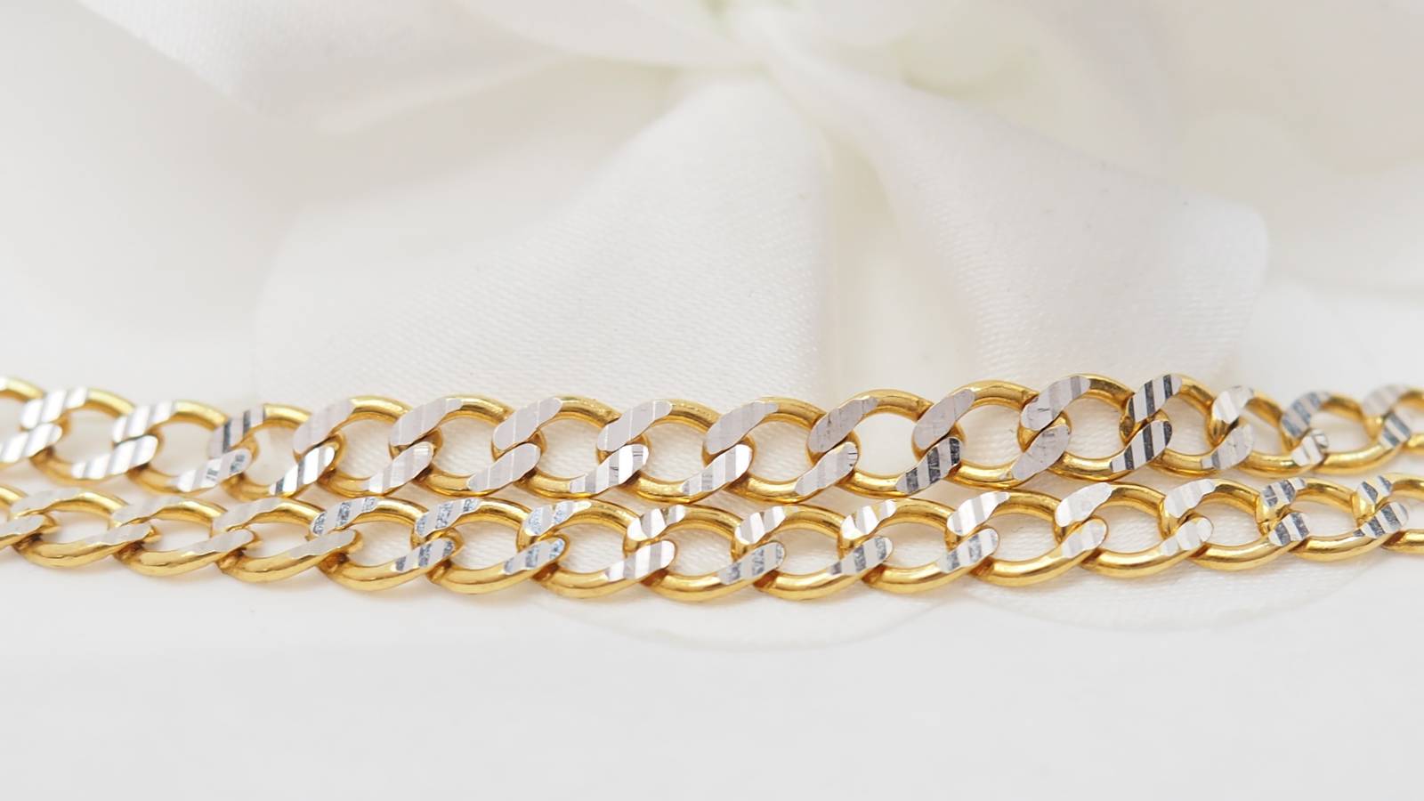 Collier maille fantaisie en or jaune