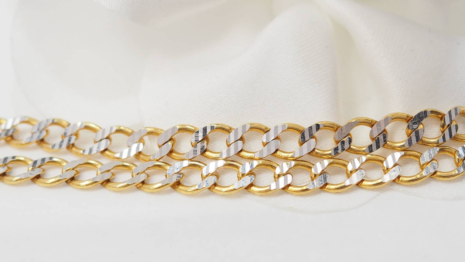 Collier maille fantaisie en or jaune