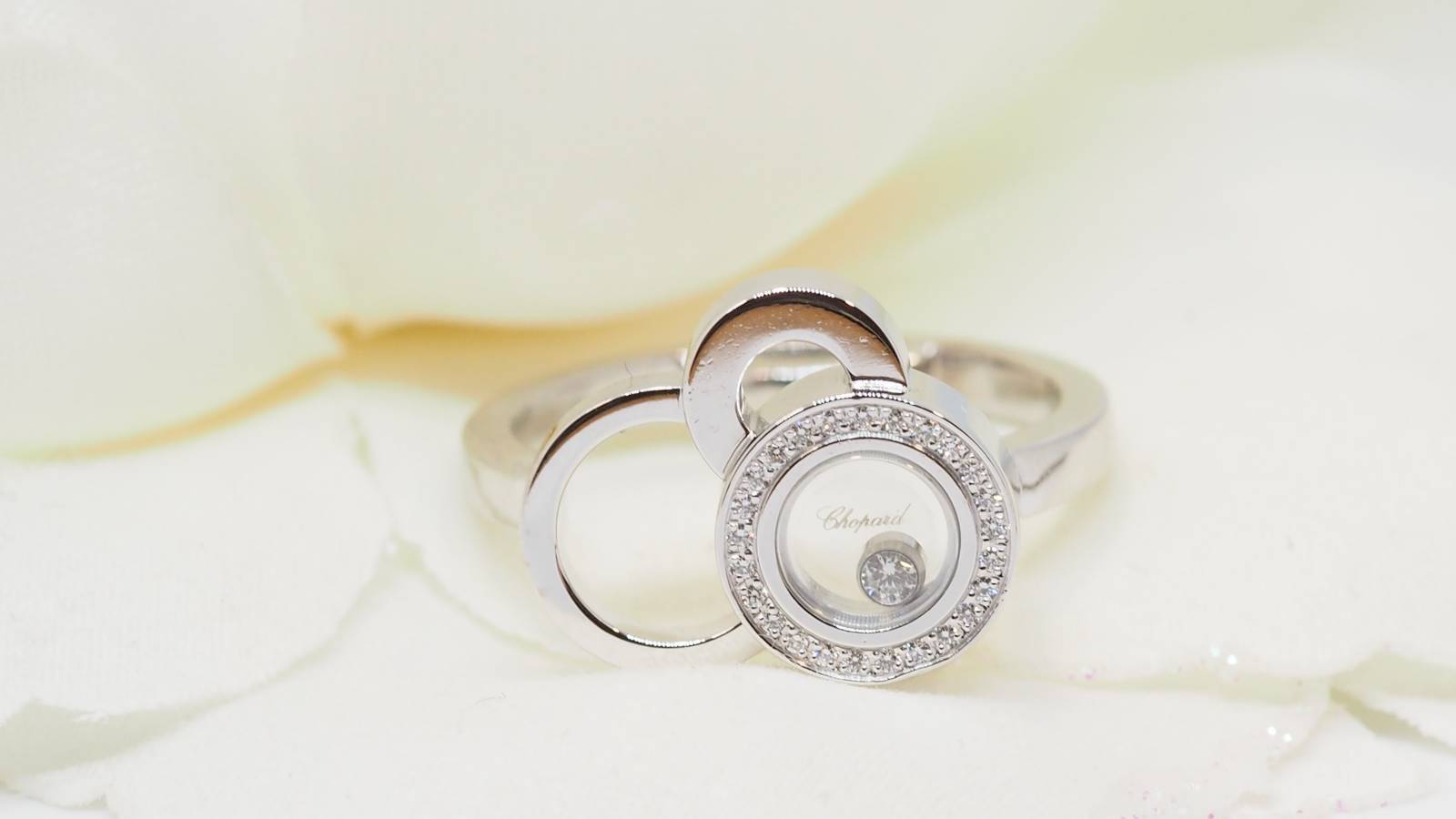 Chopard, "Happy Bubbles" ring, white gold, diamonds