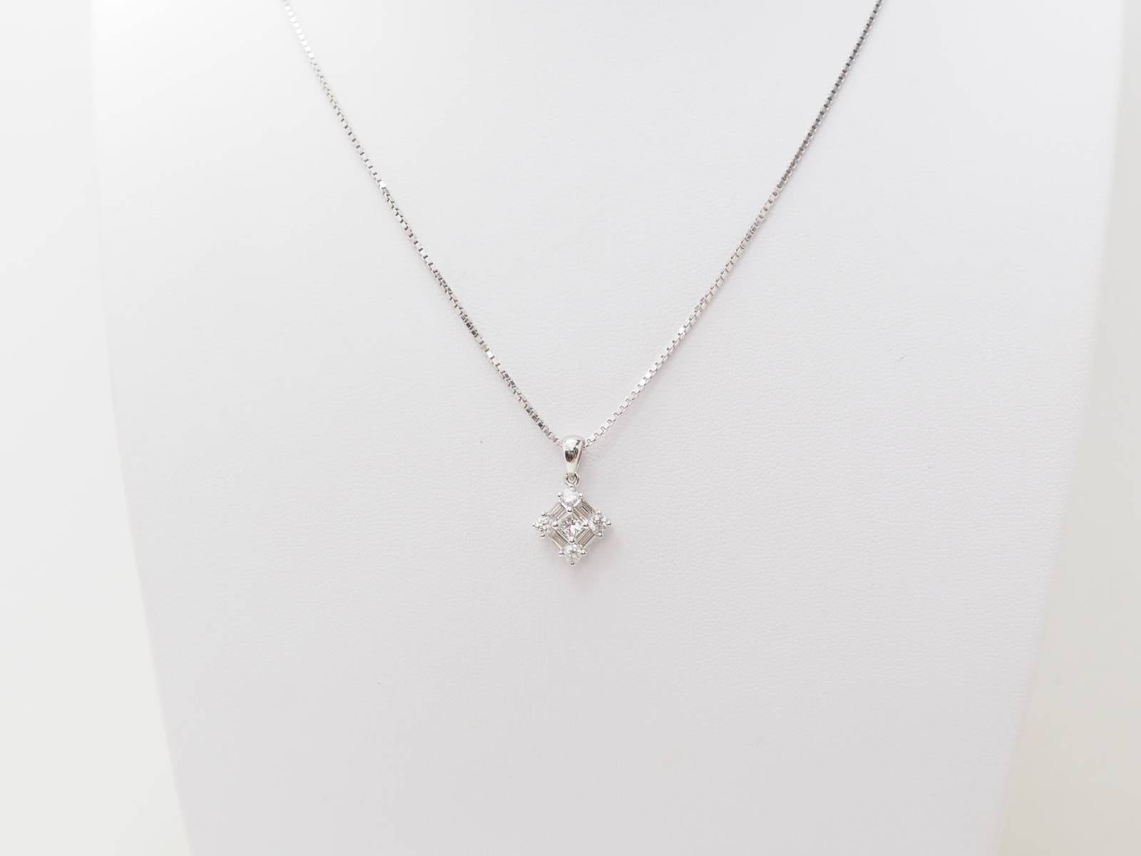 Collier en or blanc et diamants