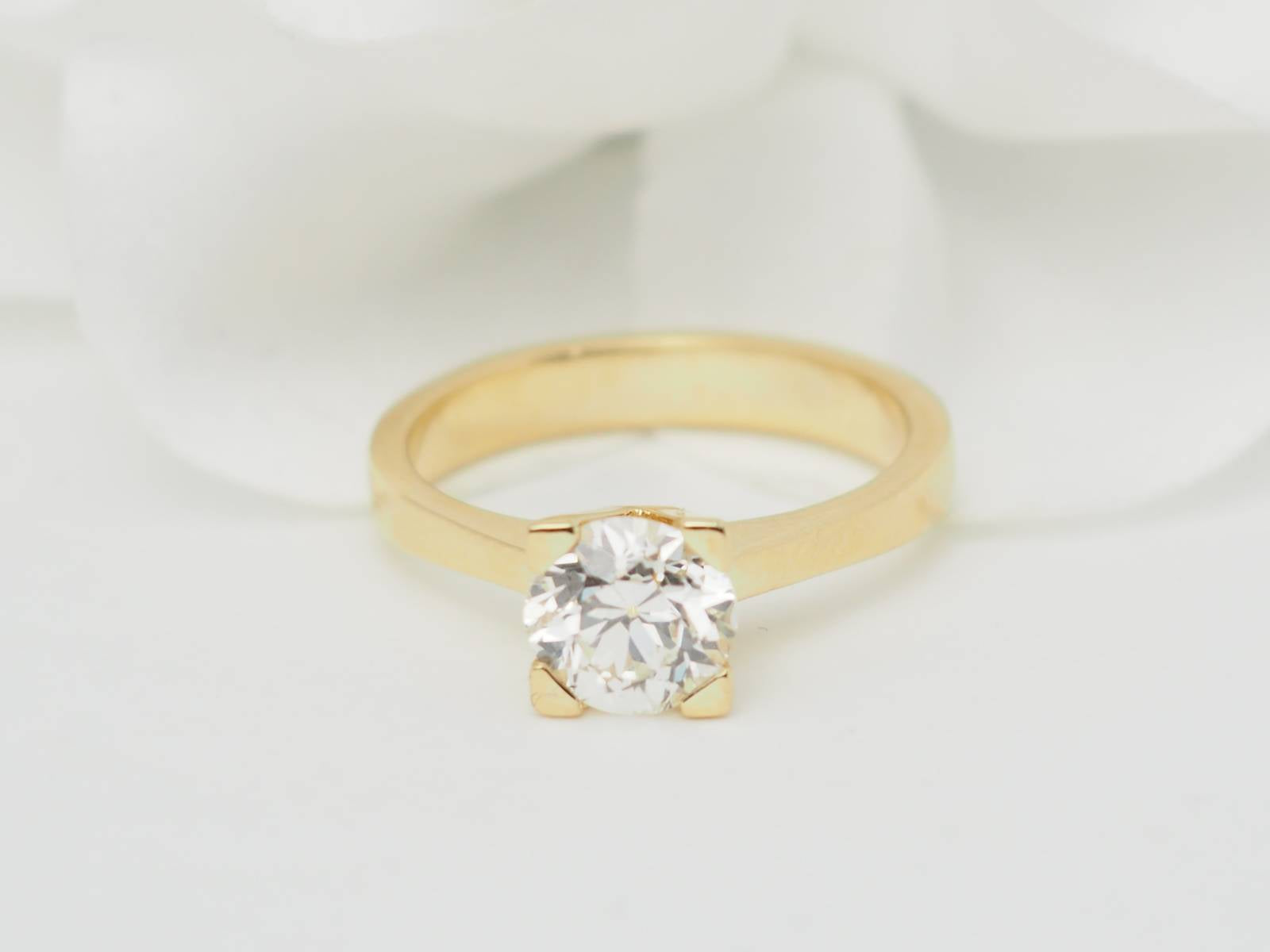 Bague solitaire en or jaune et diamant 1.40ct