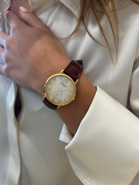 Montre Patek Philippe "Calatrava" en or jaune 18K sur cuir