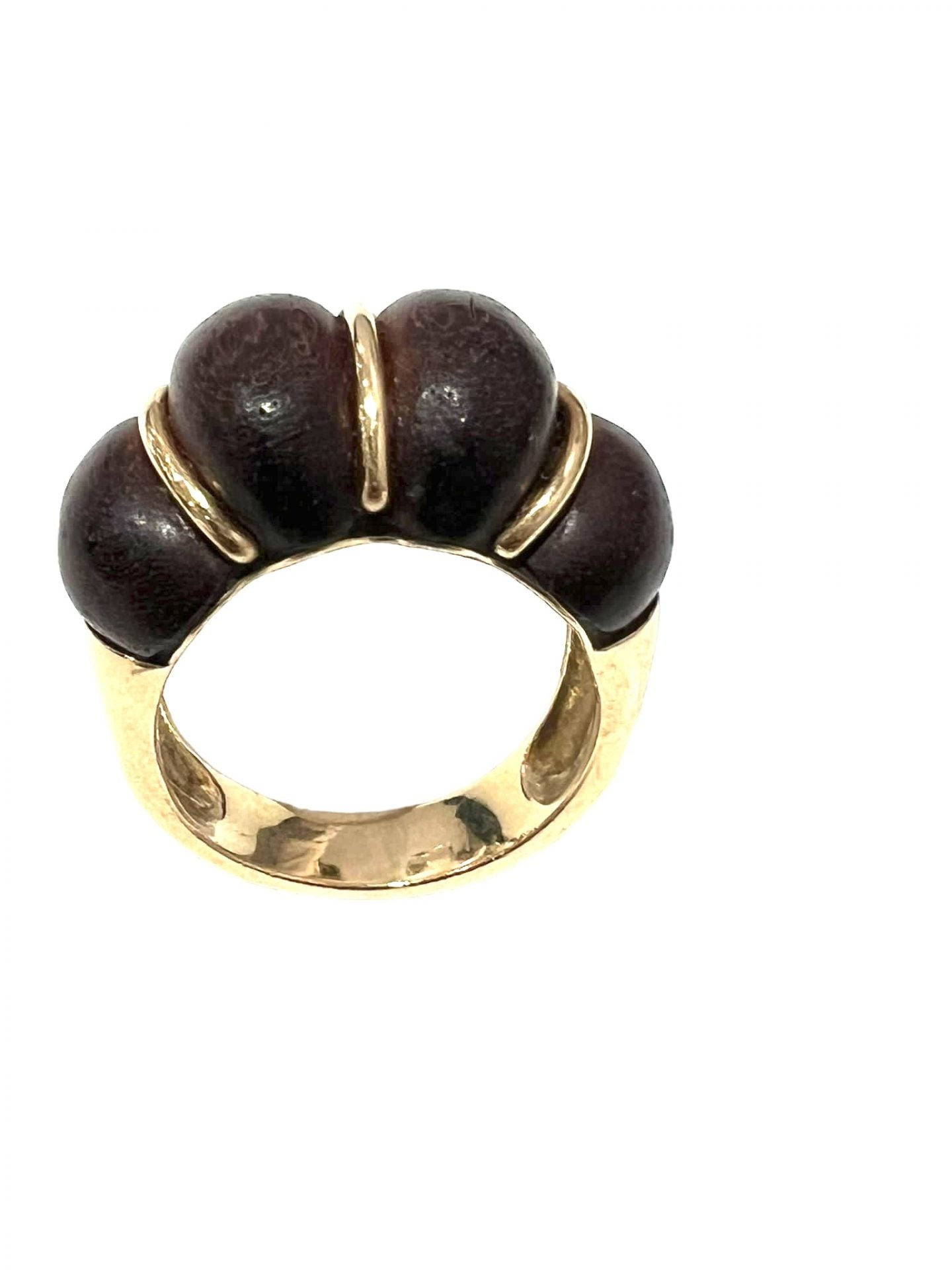 Seaman Schepps ring in yellow gold and snakewood