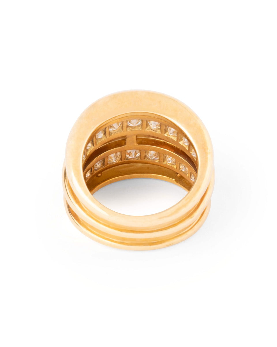 Poiray, 3-piece ring in 18K yellow gold and baguette diamonds