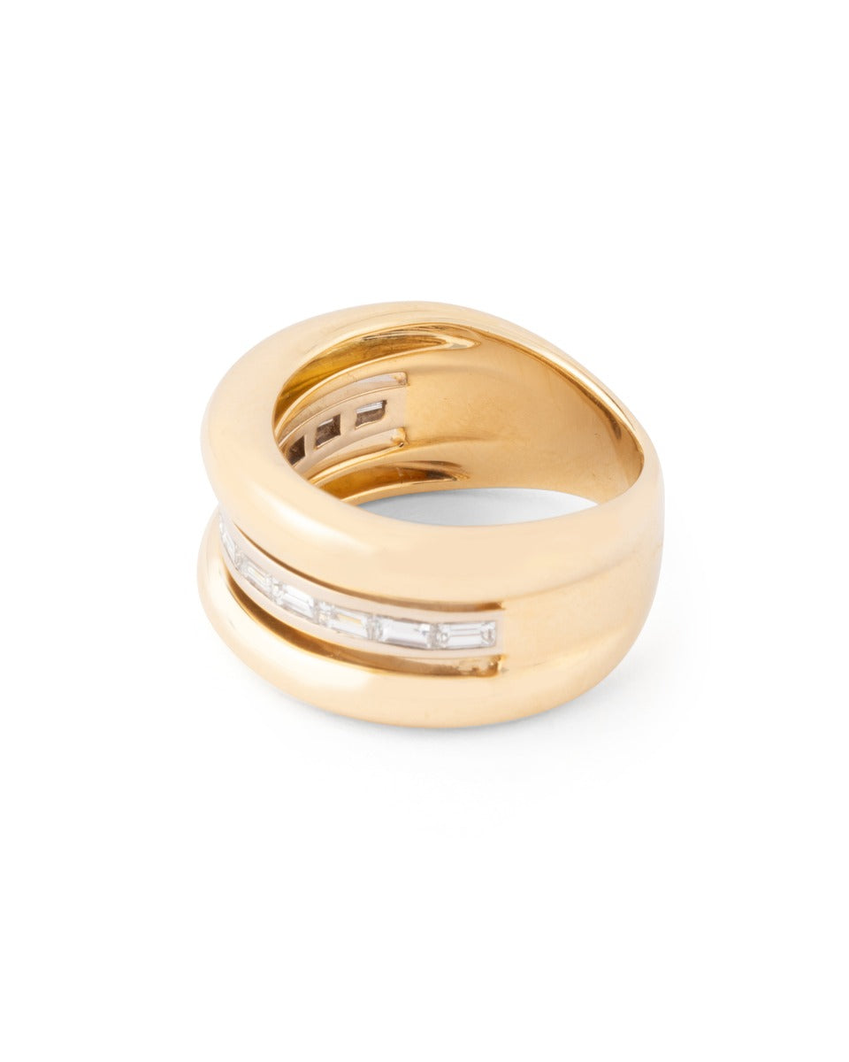 Poiray, 3-piece ring in 18K yellow gold and baguette diamonds