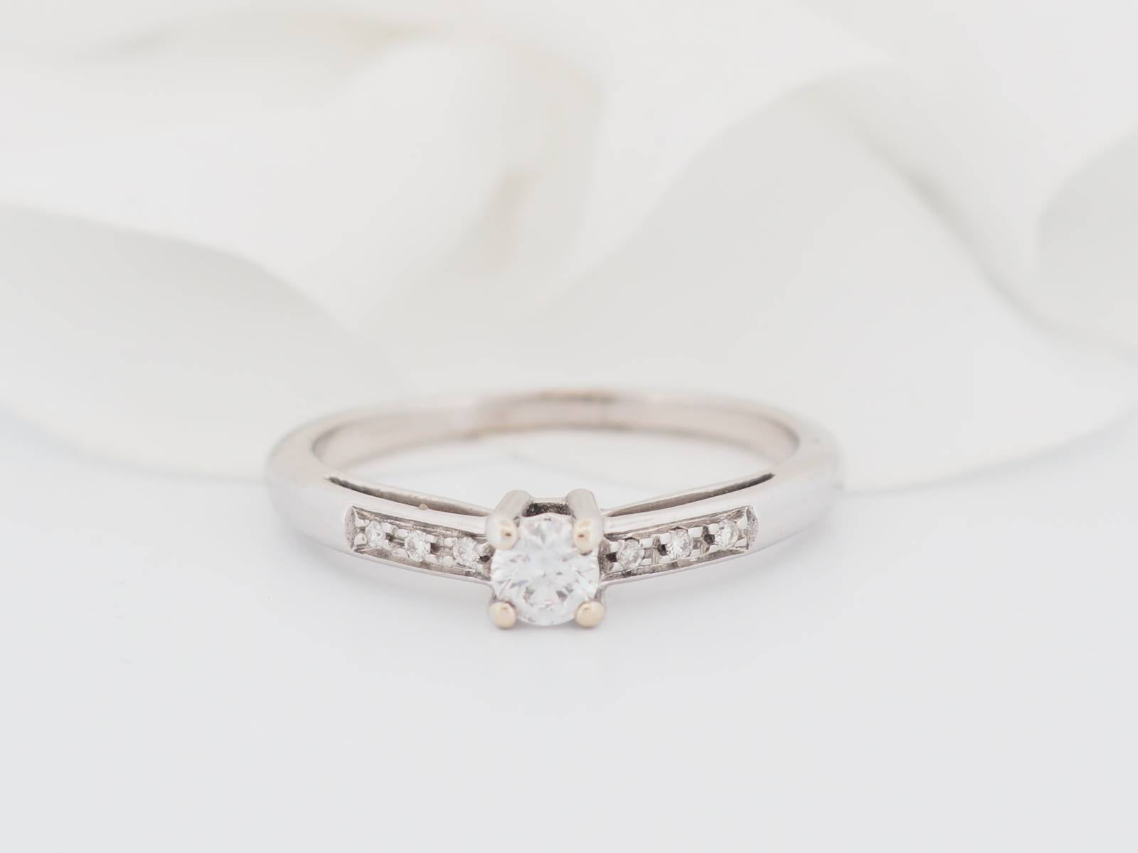 Bague solitaire Mauboussin Sel de ma vie en or blanc et diamant