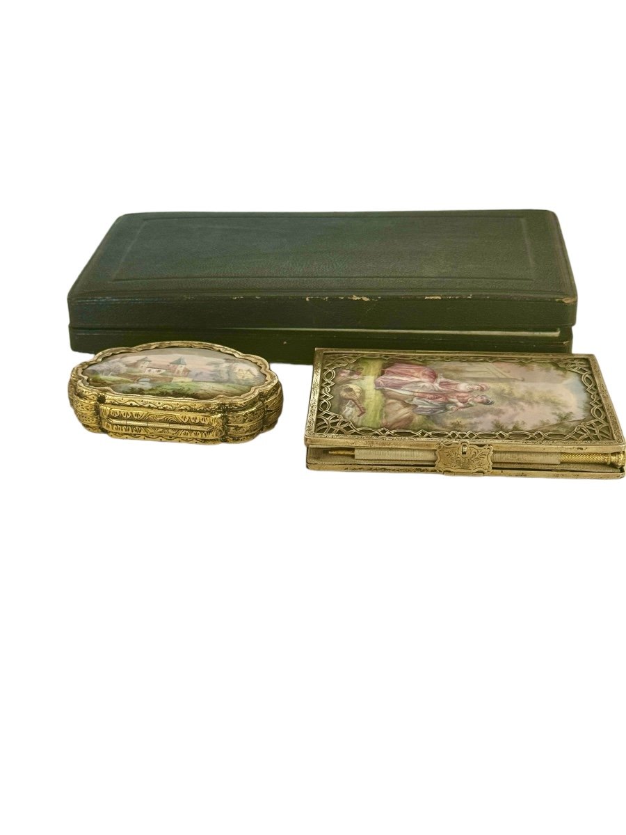 Tahan: Ladies' Necessary in Enamel and Silver Vermeil