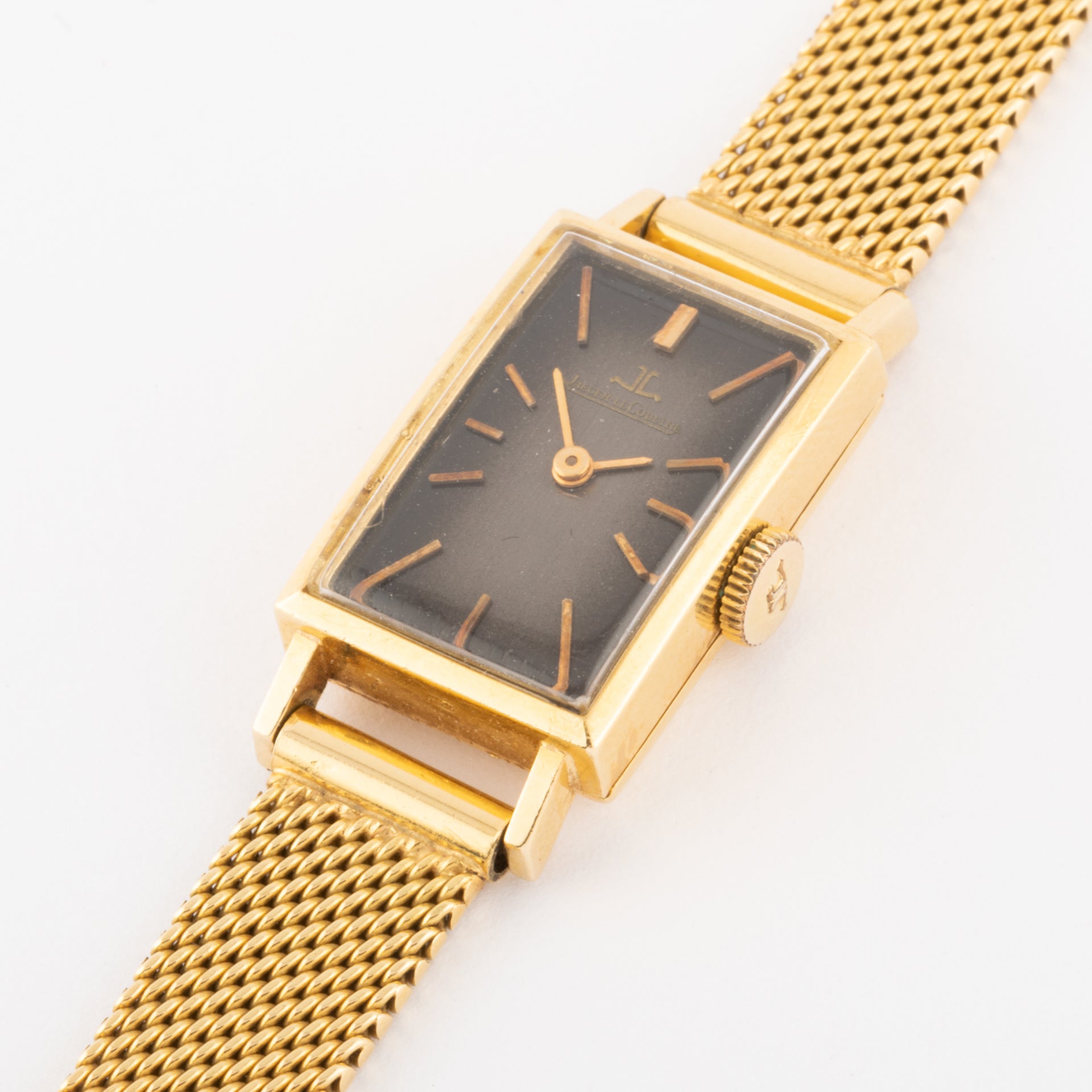 Montre Jaeger Lecoultre en or.