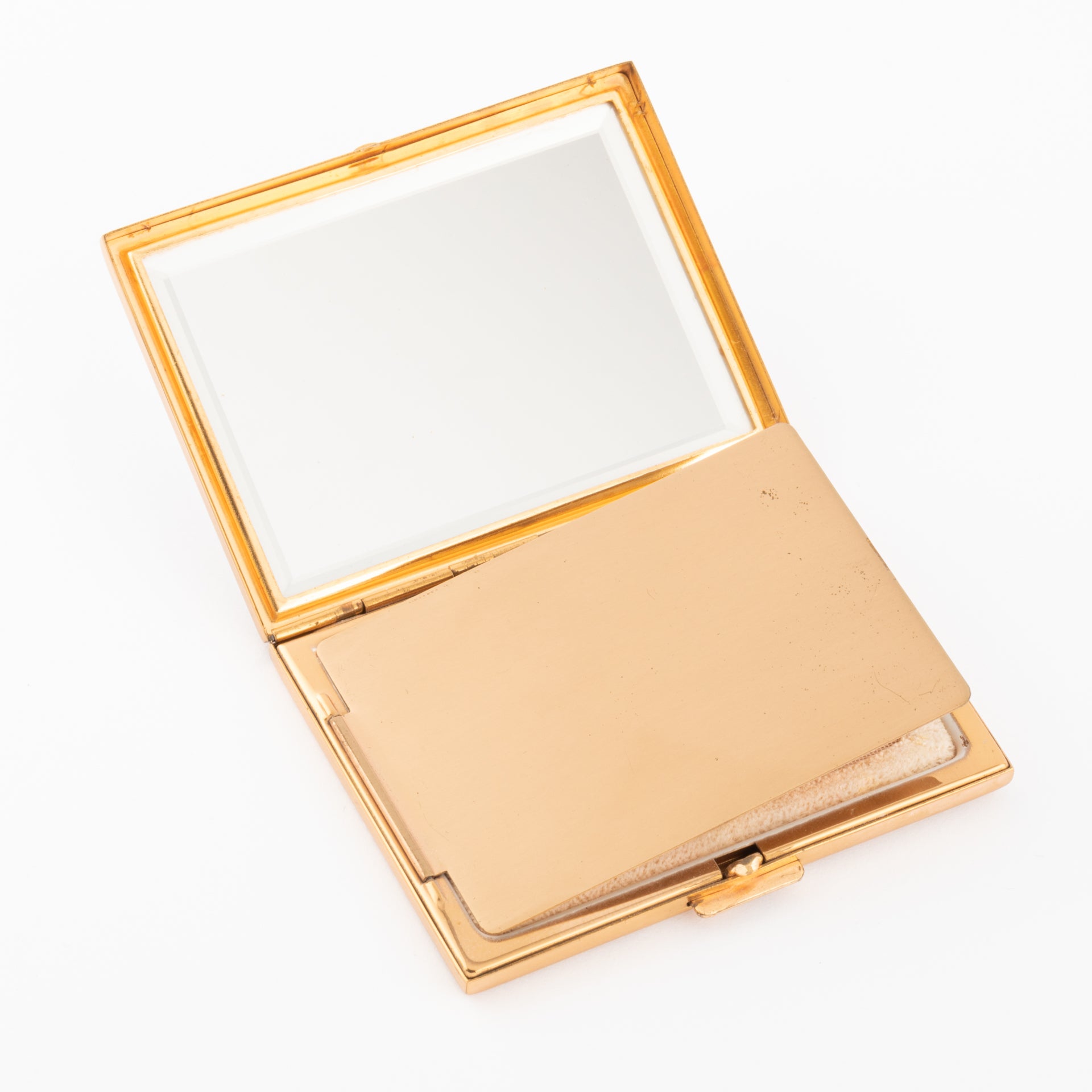 Vintage powder compact circa 1960
