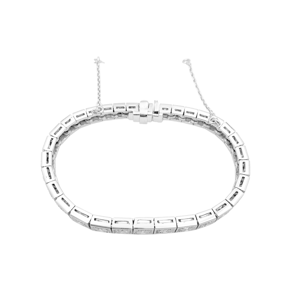 Bracelet ligne en or blanc, 4 carats de diamants.