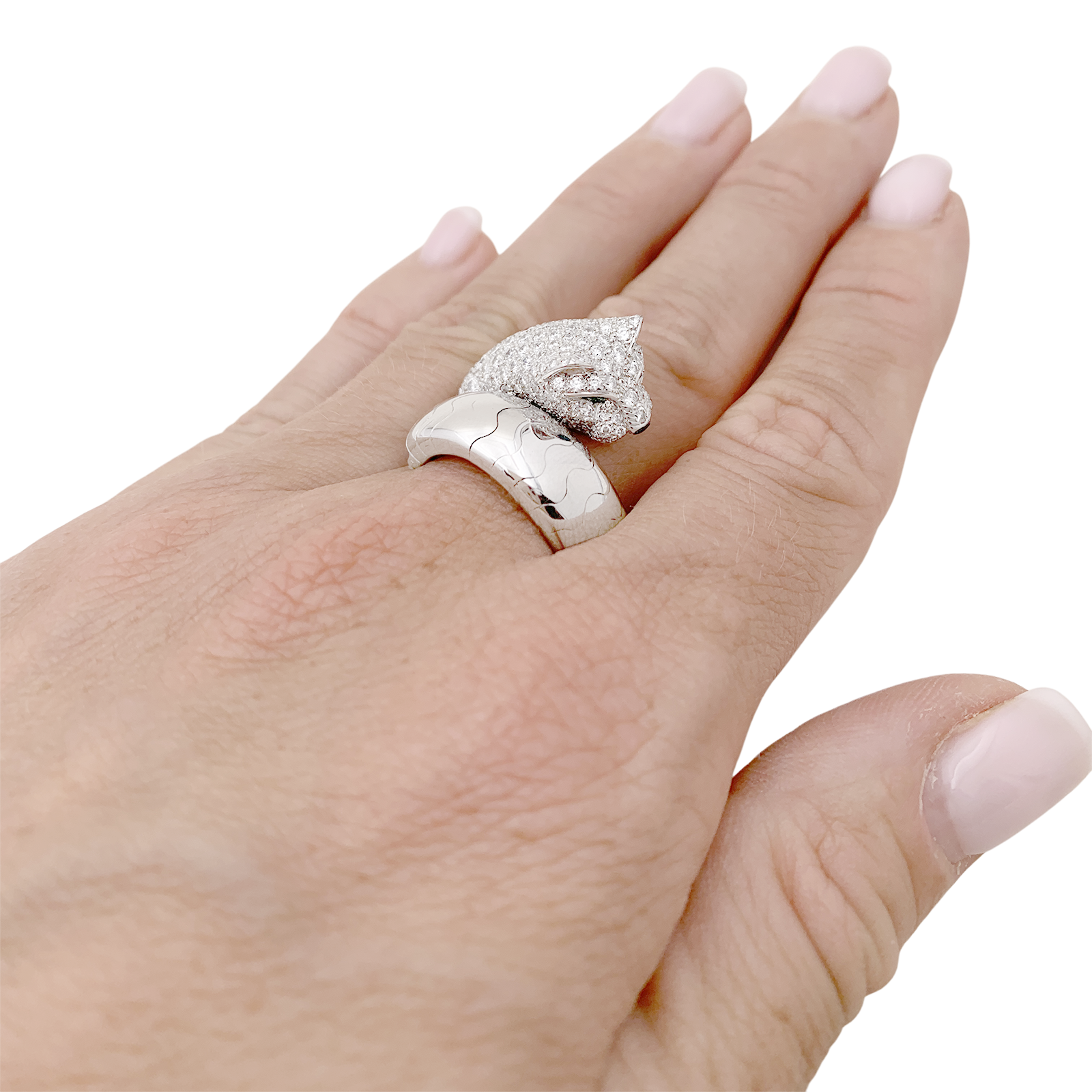 Bague CARTIER, "Lakarda", or blanc, diamants.