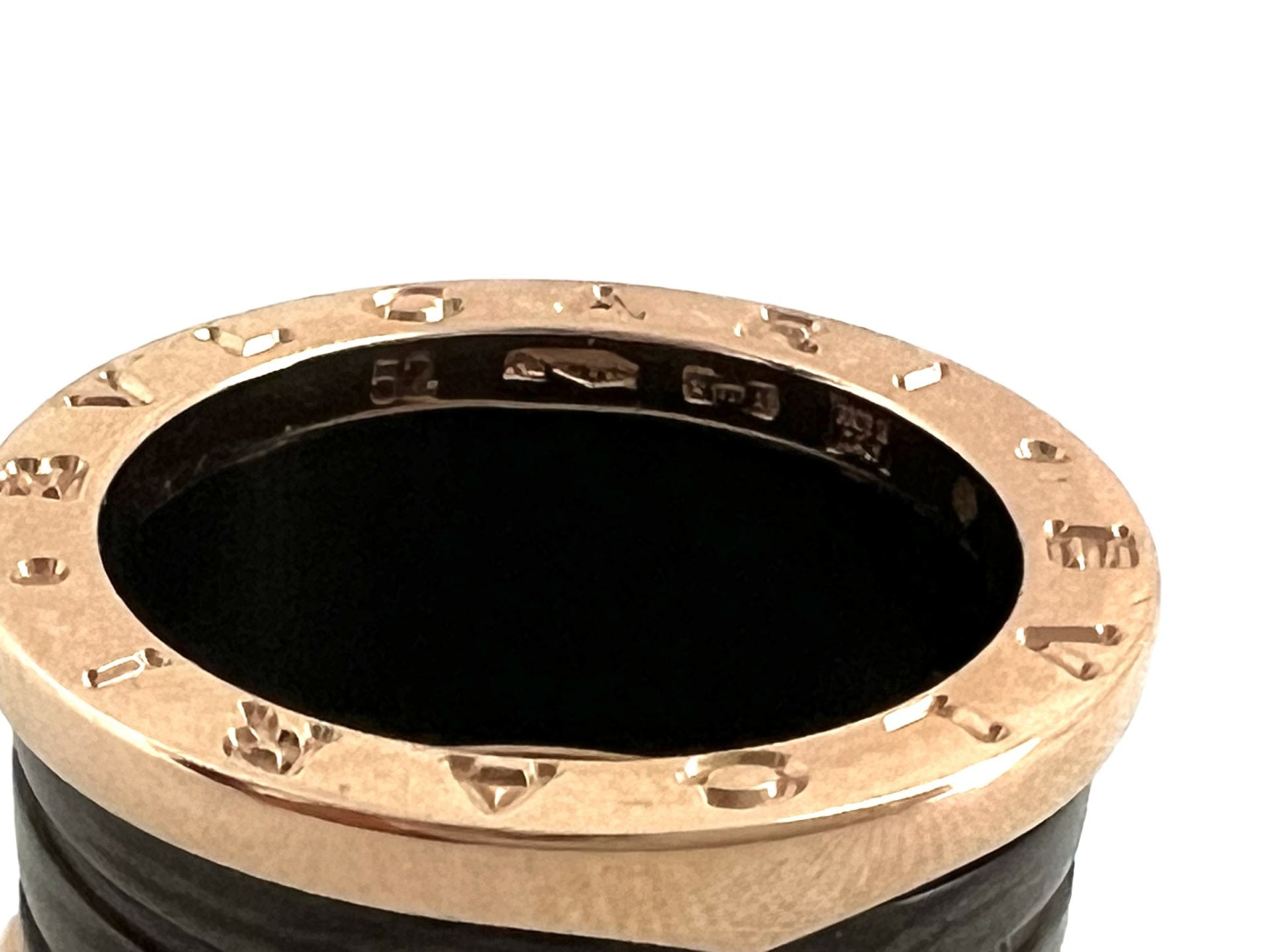 Bague Bulgari, B ZERO 1 , édition spéciale, or rose et marbre tabac.