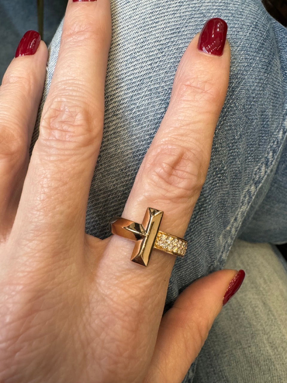 Tiffany, "T1" Ring in Rose Gold and Diamonds