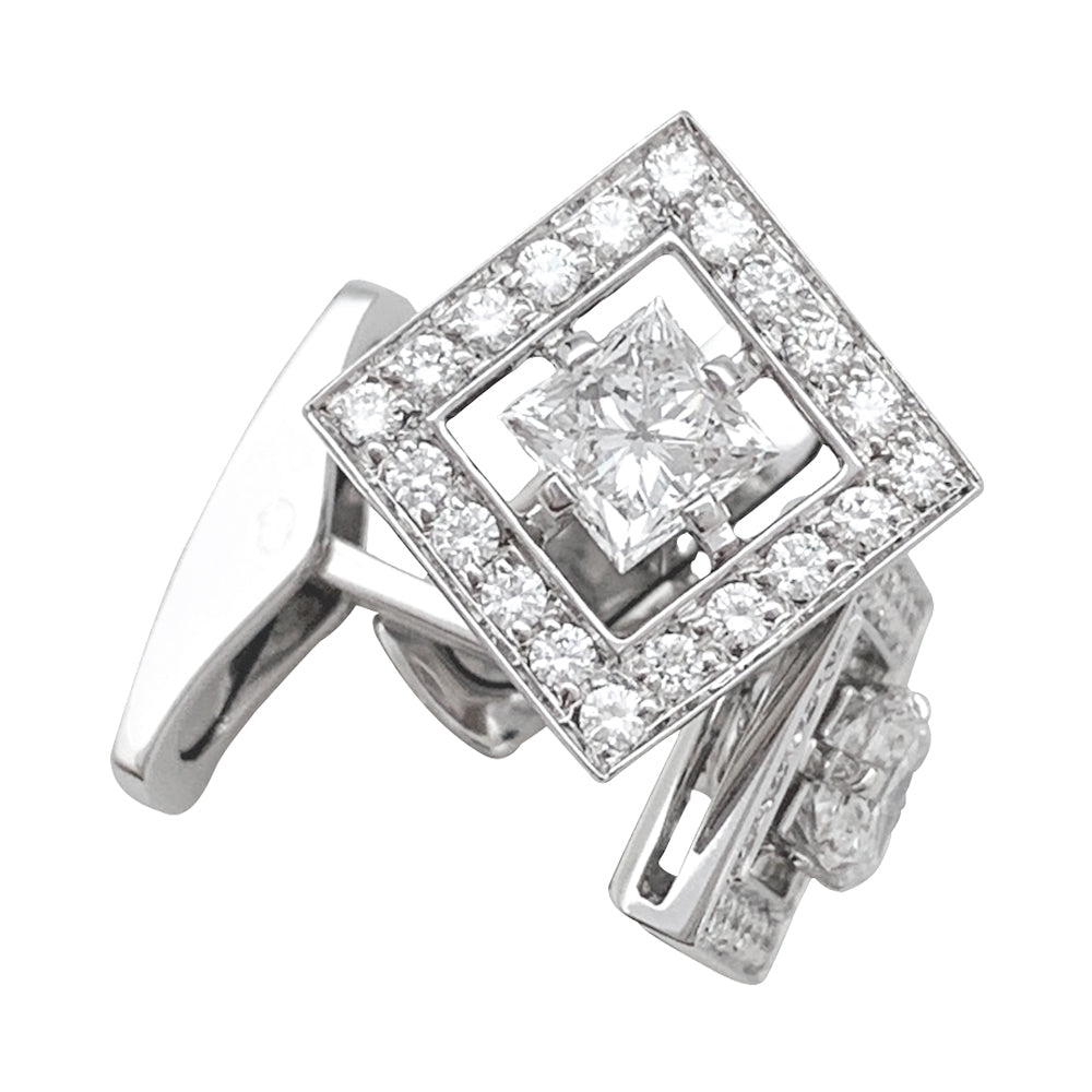 Boucheron "Ava" cufflinks, white gold and diamonds.