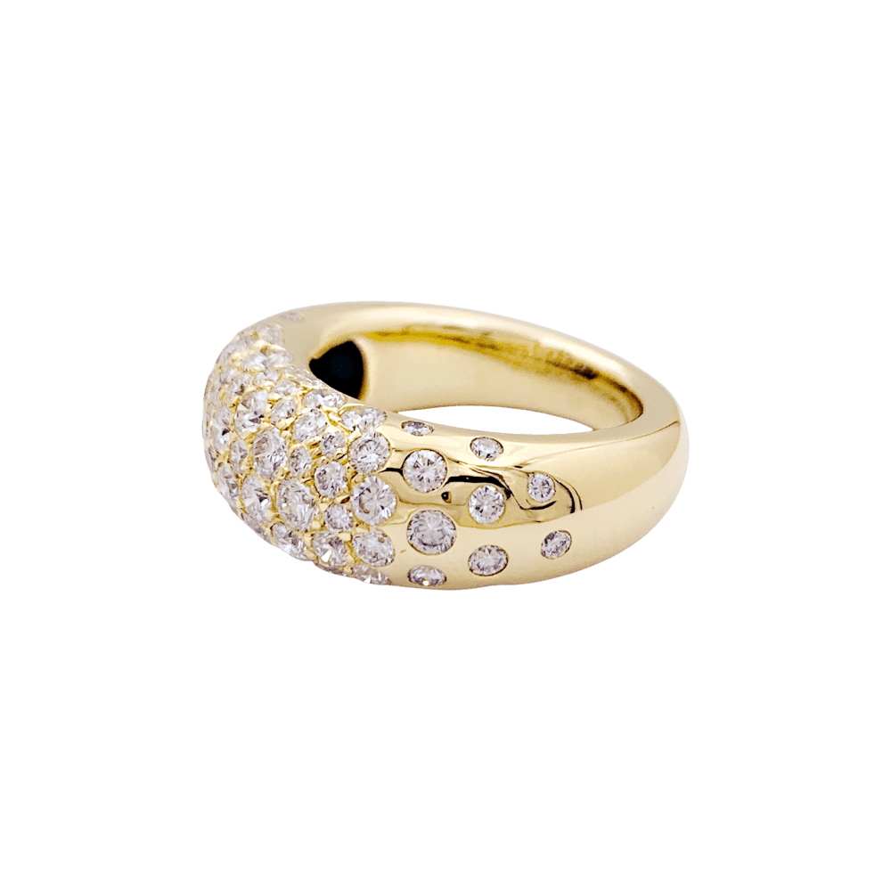 Bague Chaumet, "Grains de Caviar", or jaune et diamants.