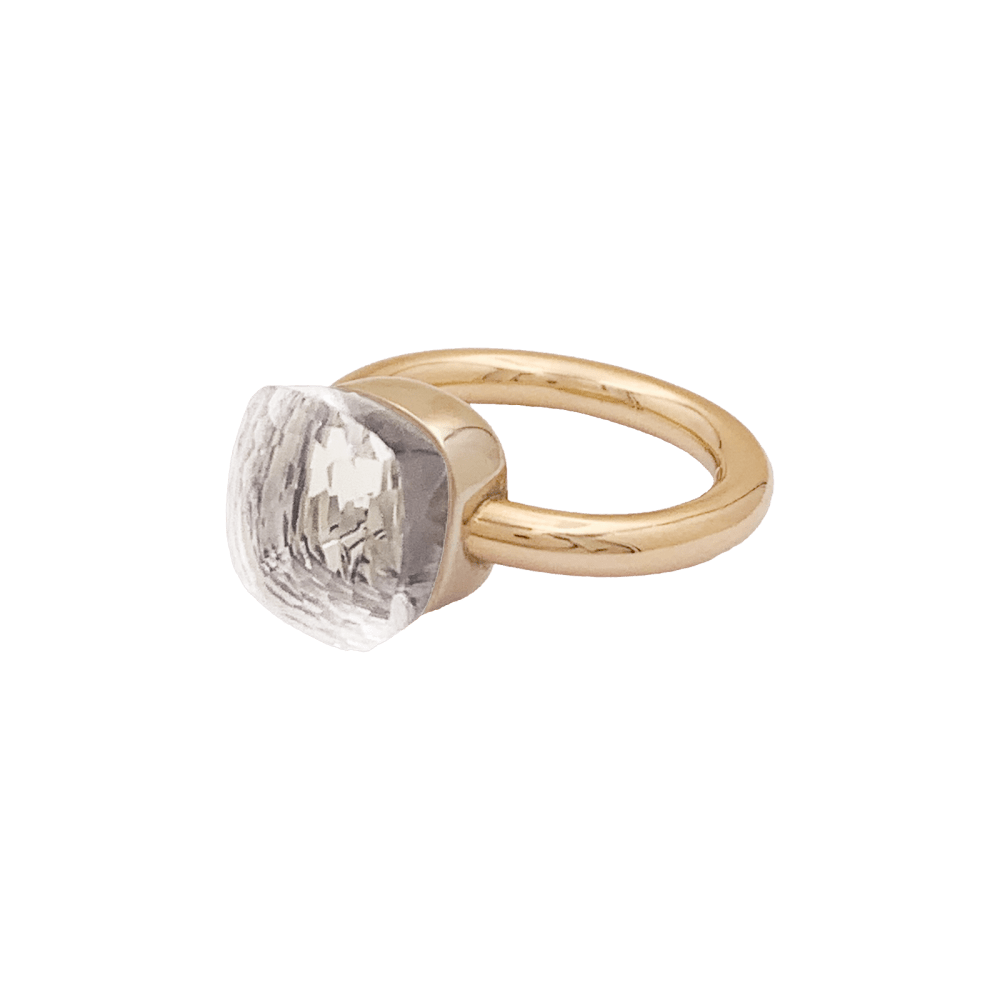 Bague Pomellato, collection "Nudo Classic", or rose et topaze blanche.
