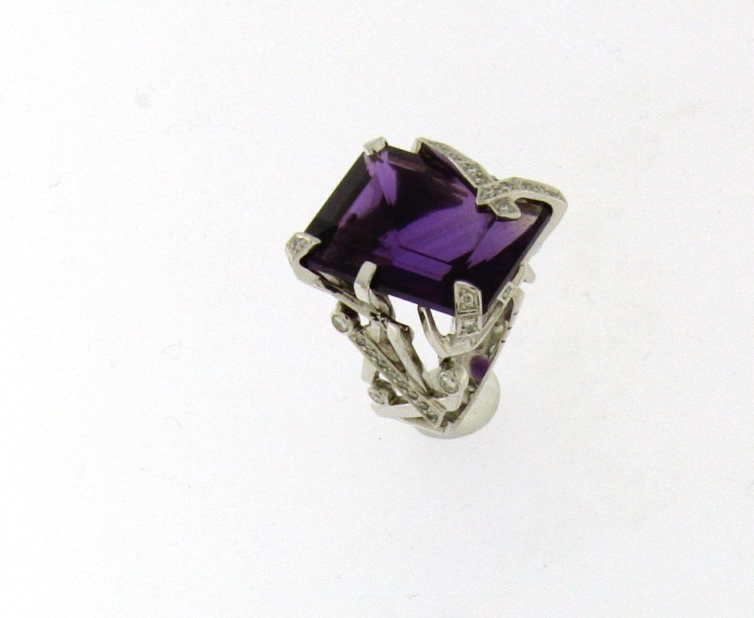 Chanel 18K white gold amethyst and diamond ring