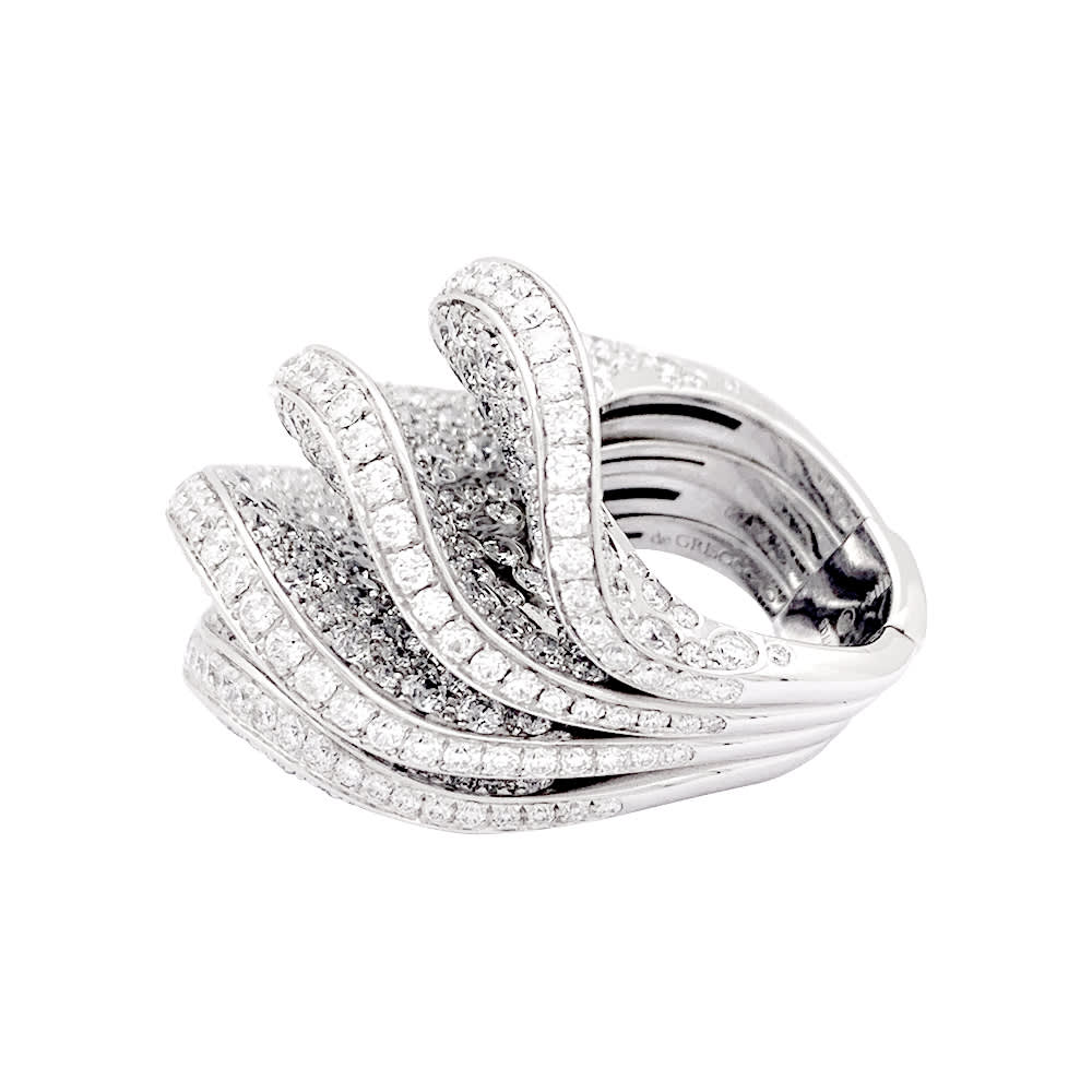 Bague De Grisogono "Onde" or blanc, diamants.