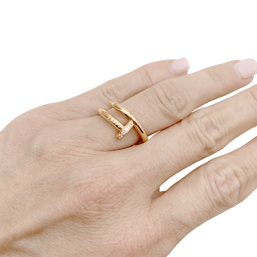 Bague Cartier, "Juste un Clou", or rose et diamants.