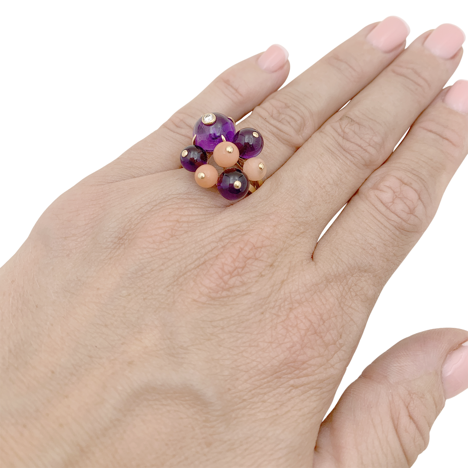 Bague Cartier, "Délices de Goa", or jaune, diamant, corail, améthystes.